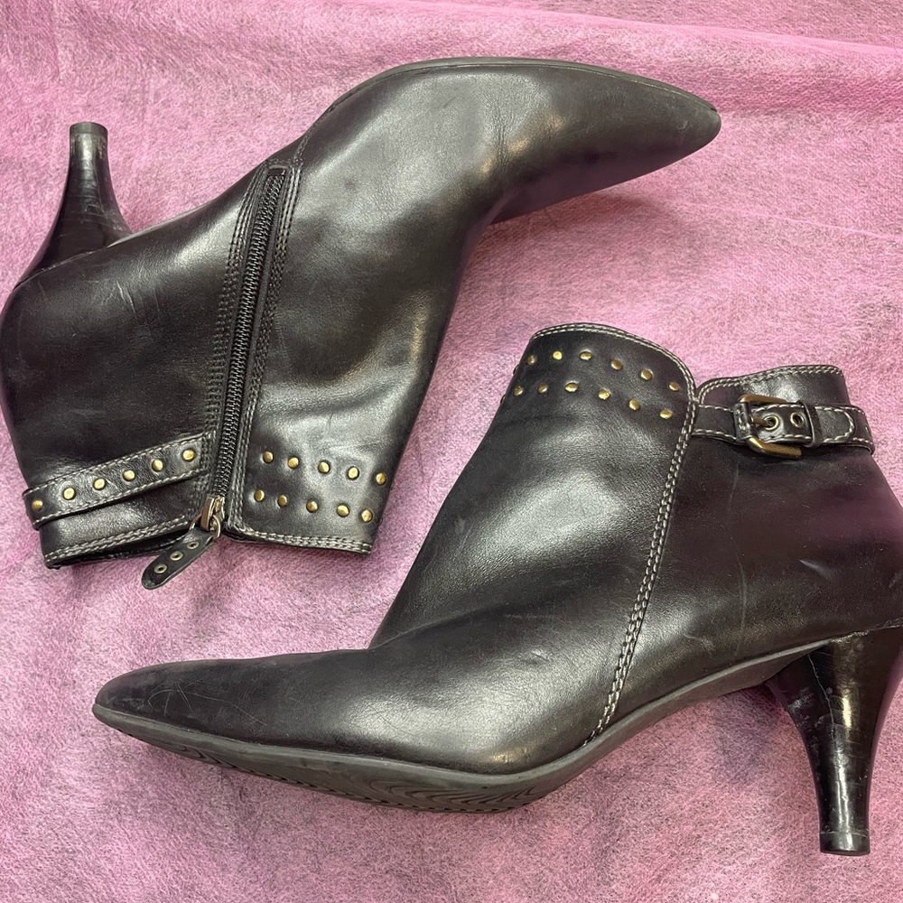 Ecco womens ankle black booties with heel